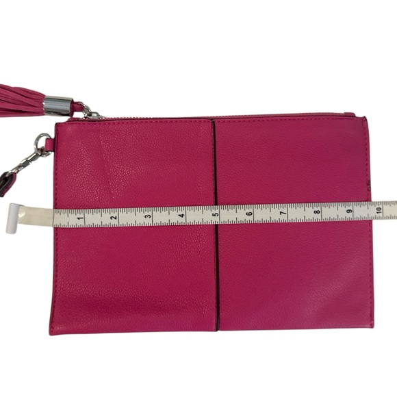 NWT- I.N.C. International Concepts Bright Pink Wristlet - Picture 2 of 6